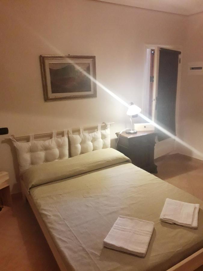 B&B La Casa Di Fuori Porta Gricignano Екстер'єр фото